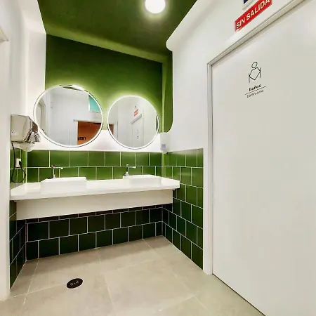 Capsule hotel Atypicap Capsule