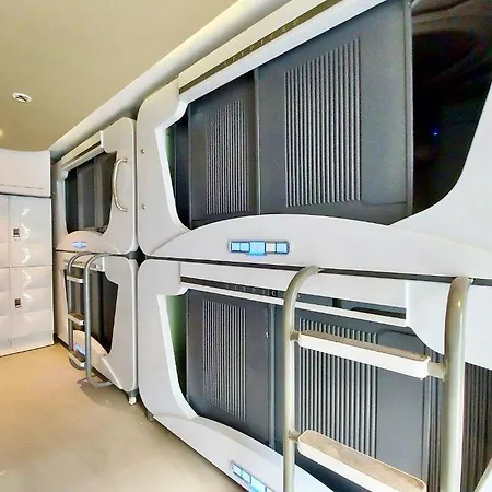 Capsule hotel Atypicap Capsule Puerto de la Cruz (Tenerife)