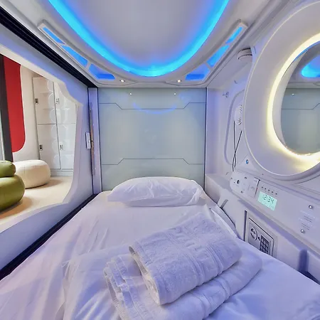 Atypicap Capsule Капсульный отель *