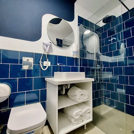 Atypicap Capsule Капсульный отель *