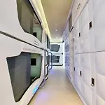 Atypicap Capsule Kapszulahotel Puerto de la Cruz