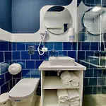 Kapszulahotel Atypicap Capsule 2*