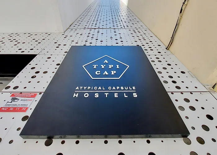 Capsule hotel Atypicap Capsule