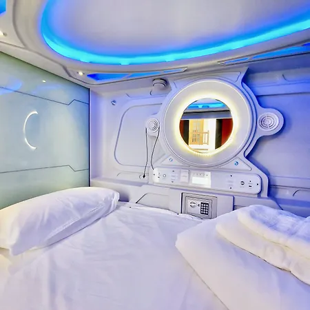 Atypicap Capsule Hotel kapsułowy Puerto de la Cruz (Tenerife)